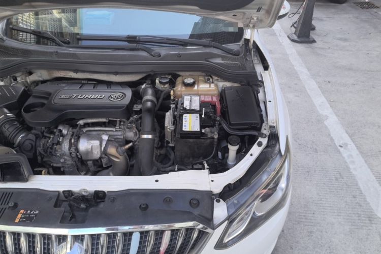 Used Buick GT 2015 18T Dual-Clutch Luxury Model Engine Bay Left