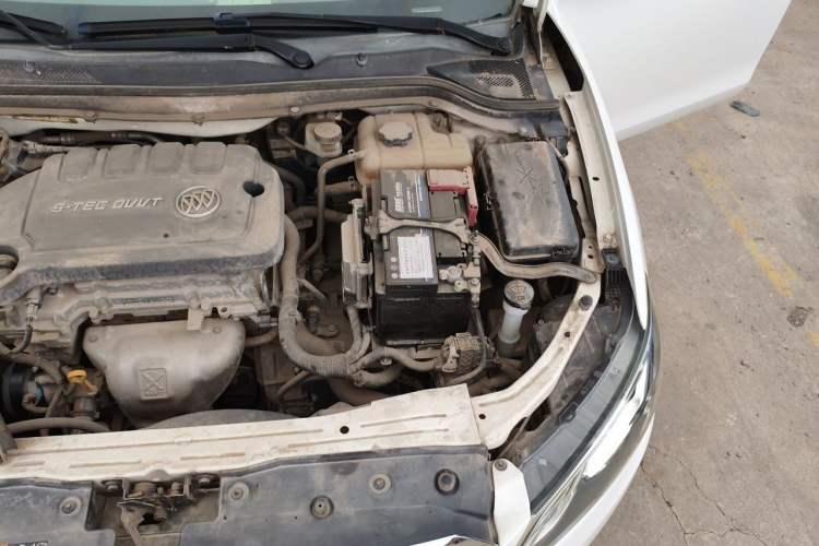 Used Buick GT 2015 15N Automatic Elite Version Engine Bay Left