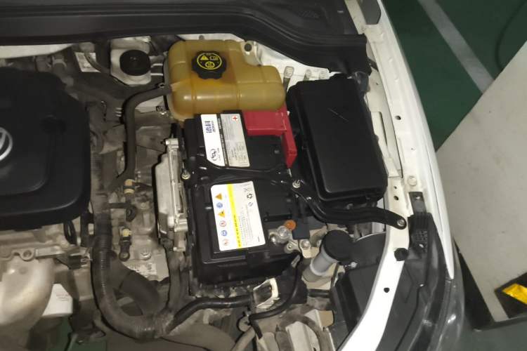 Used Buick GT 2015 15N Automatic Deluxe Edition Engine Bay Left