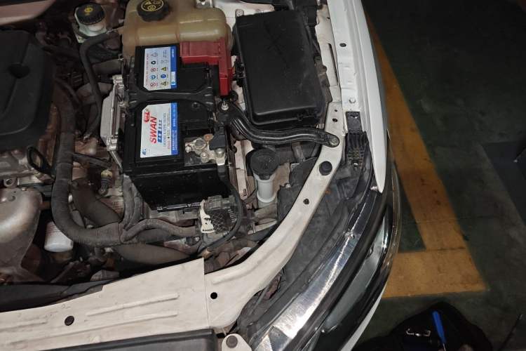 Used Buick GT 2015 15N Automatic Deluxe Edition Engine Bay Left