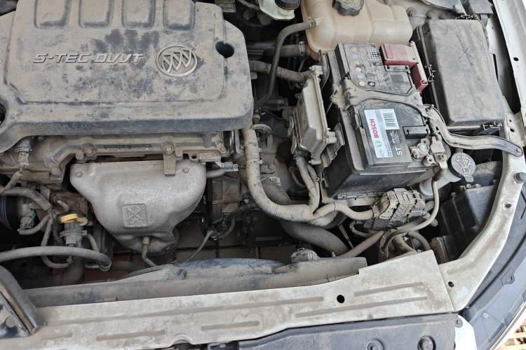 Used Buick GT 2015 15N Automatic Entry-Level Trim Engine Bay Left