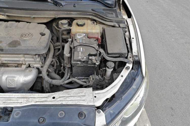 Used Buick GT 2015 15N Manual Elite Edition Engine Bay Left