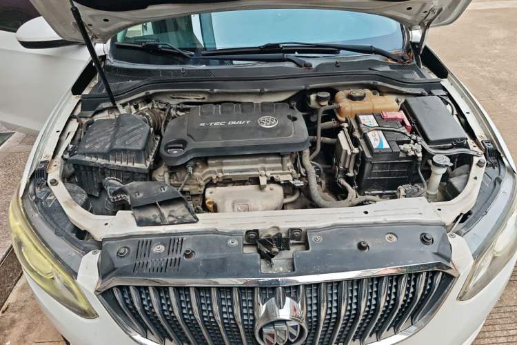 Used Buick GT 2015 15N Automatic Elite Version Engine Bay