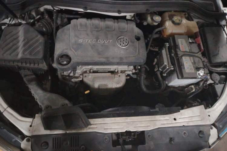 Used Buick GT 2015 15N Automatic Deluxe Edition Engine Bay