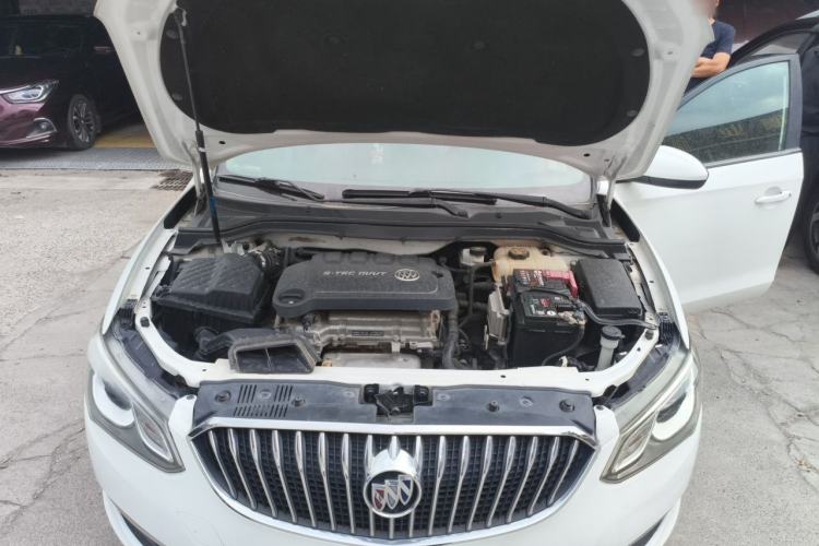 Used Buick GT 2015 15N Automatic Entry-Level Trim Engine Bay