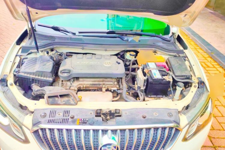 Used Buick GT 2015 15N Automatic Deluxe Edition Engine Bay