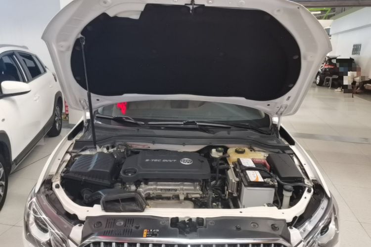 Used Buick GT 2015 15N Automatic Elite Version Engine Bay