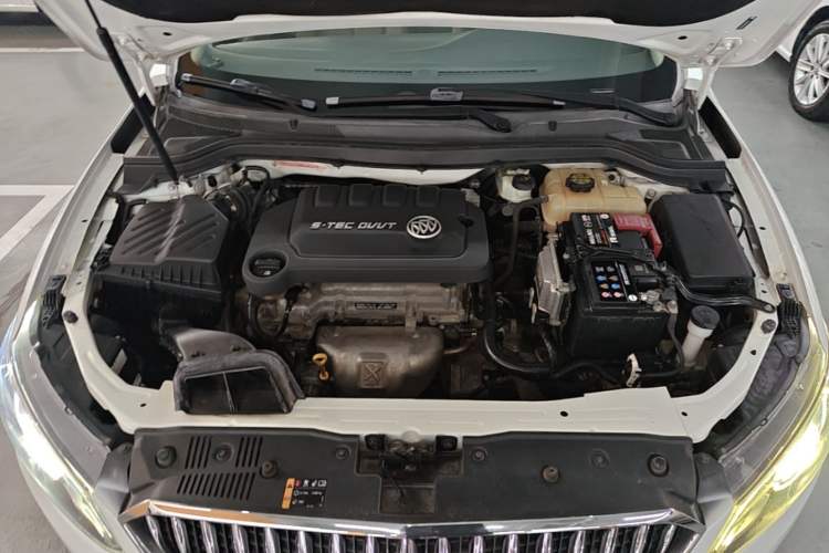 Used Buick GT 2015 15N Automatic Elite Version Engine Bay