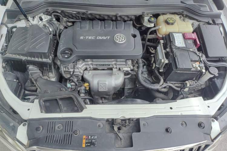 Used Buick GT 2015 15N Automatic Deluxe Edition Engine Bay
