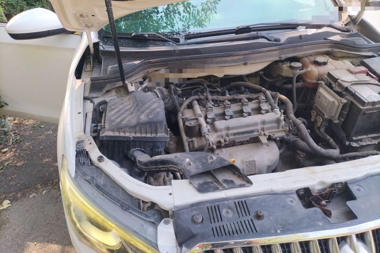 Used Buick GT 2015 15N Automatic Entry-Level Trim Engine Bay Right