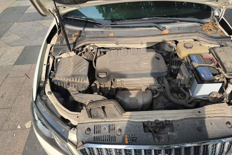 Used Buick GT 2015 15N Automatic Elite Version Engine Bay Right