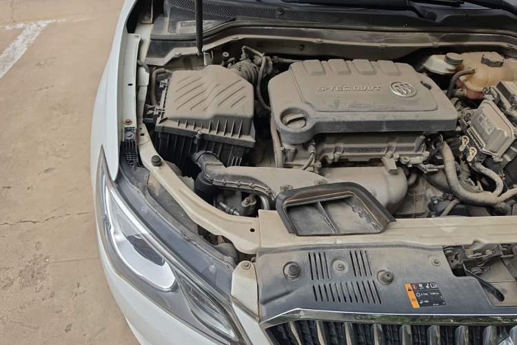 Used Buick GT 2015 15N Automatic Elite Version Engine Bay Right