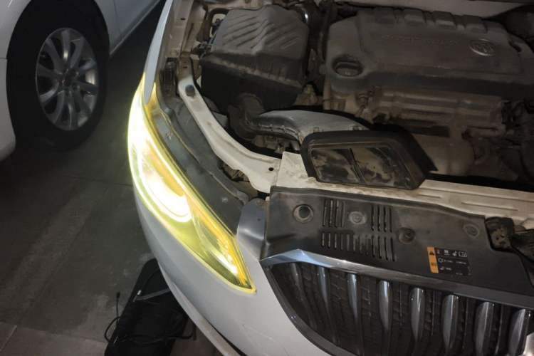 Used Buick GT 2015 15N Automatic Elite Version Engine Bay Right