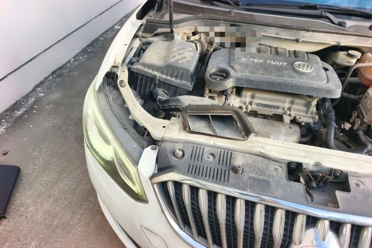 Used Buick GT 2015 15N Manual Entry-Level Trim Engine Bay Right