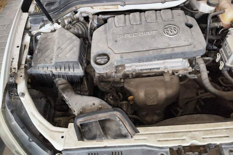Used Buick GT 2015 15N Automatic Elite Version Engine Bay Right