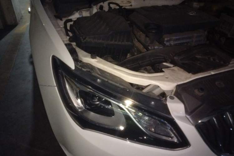 Used Buick GT 2015 15N Automatic Deluxe Edition Engine Bay Right