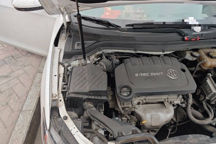 Used Buick GT 2015 15N Manual Entry-Level Trim Engine Bay Right