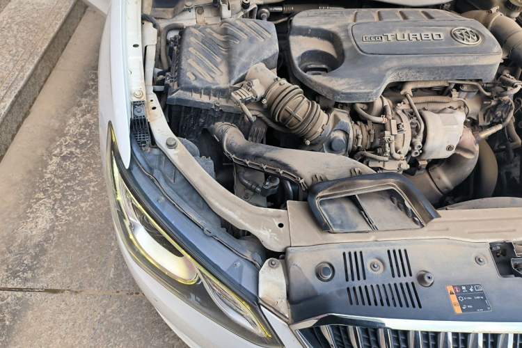 Used Buick GT 2015 18T Dual-Clutch Elite Model Engine Bay Right