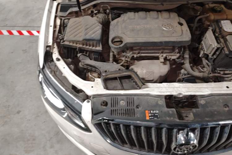 Used Buick GT 2015 15N Automatic Deluxe Edition Engine Bay Right