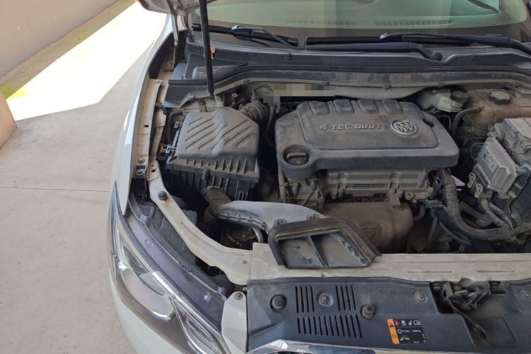 Used Buick GT 2015 15N Manual Elite Edition Engine Bay Right
