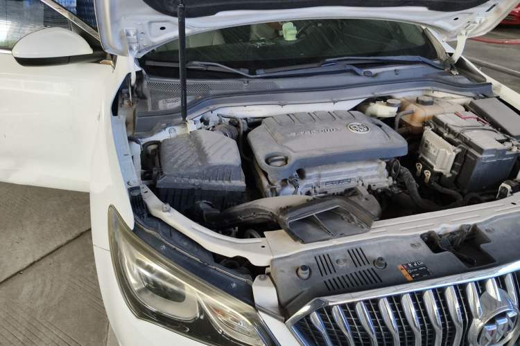 Used Buick GT 2015 15N Automatic Deluxe Edition Engine Bay Right