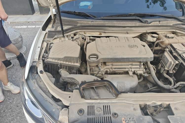Used Buick GT 2015 15N Automatic Elite Version Engine Bay Right