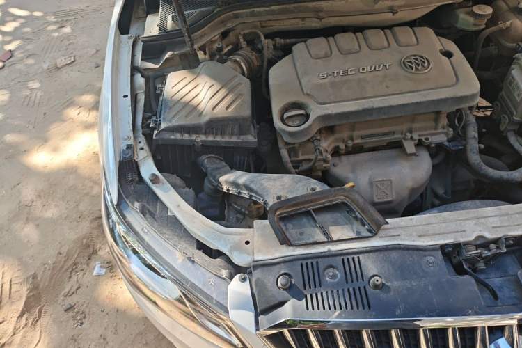 Used Buick GT 2015 15N Manual Elite Edition Engine Bay Right