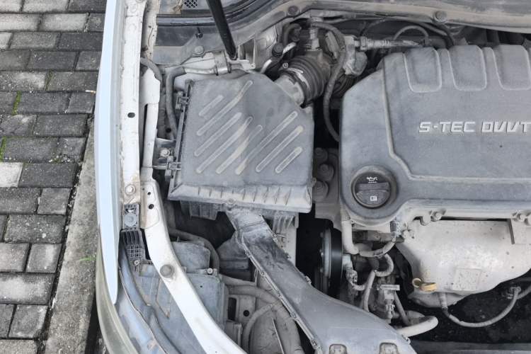 Used Buick GT 2015 15N Manual Elite Edition Engine Bay Right