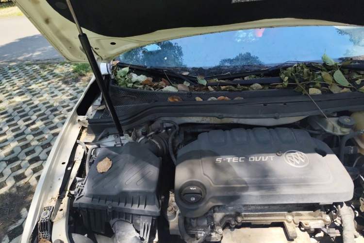 Used Buick GT 2015 15N Automatic Elite Version Engine Bay Right