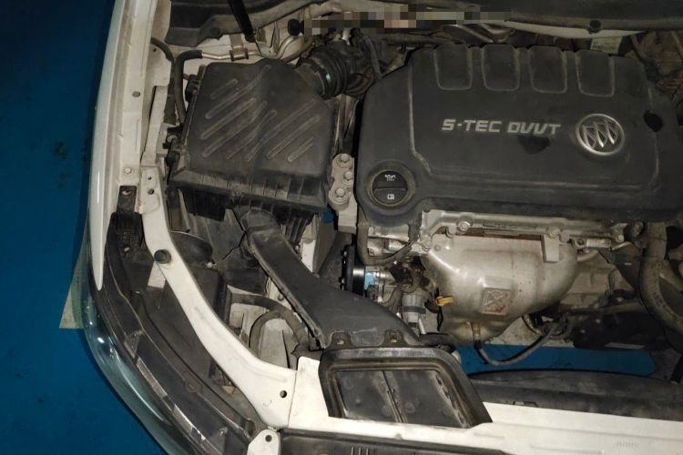 Used Buick GT 2015 15N Automatic Deluxe Edition Engine Bay Right