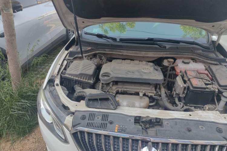 Used Buick GT 2015 15N Automatic Elite Version Engine Bay Right