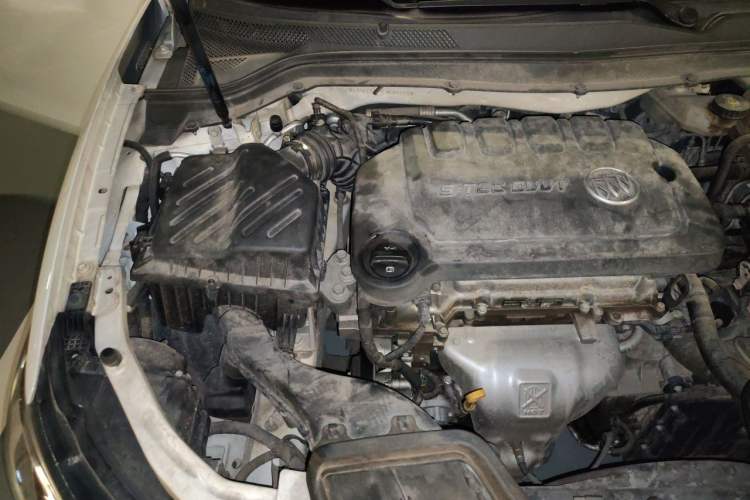 Used Buick GT 2015 15N Automatic Entry-Level Trim Engine Bay Right