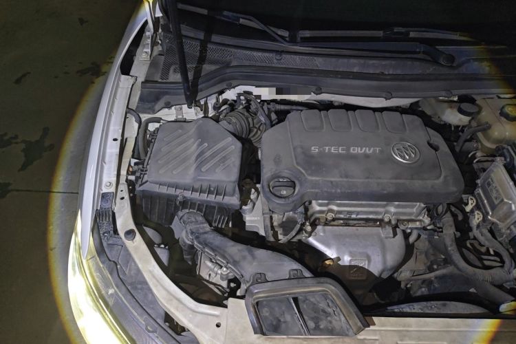 Used Buick GT 2015 15N Automatic Elite Version Engine Bay Right