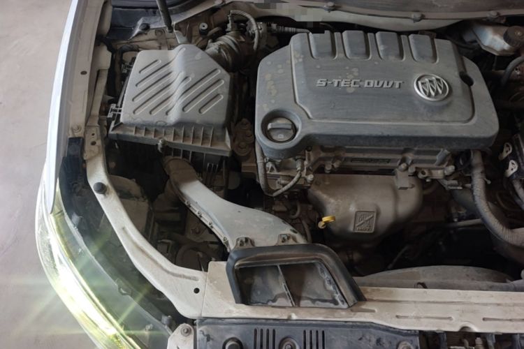 Used Buick GT 2015 15N Automatic Elite Version Engine Bay Right