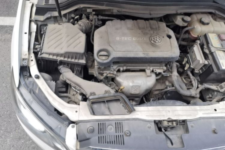 Used Buick GT 2015 15N Automatic Elite Version Engine Bay Right