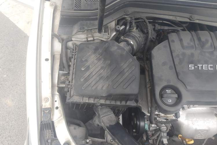 Used Buick GT 2015 15N Automatic Elite Version Engine Bay Right