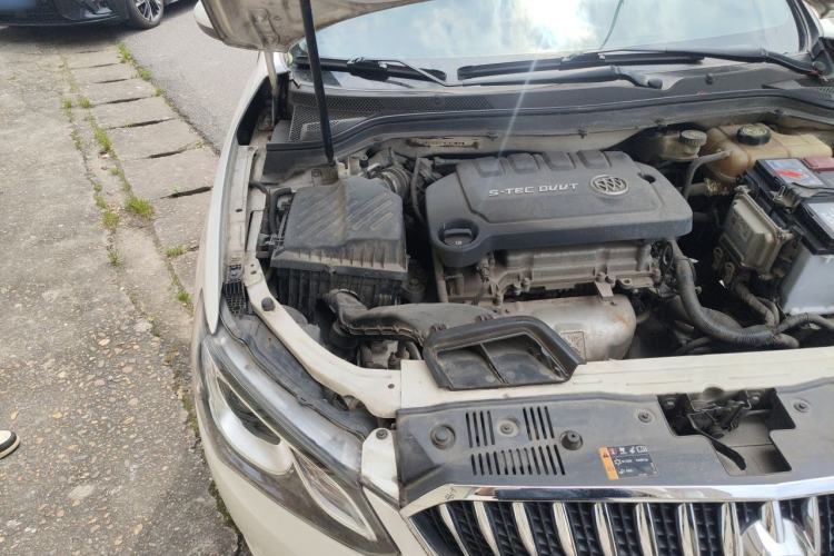 Used Buick GT 2015 15N Automatic Deluxe Edition Engine Bay Right