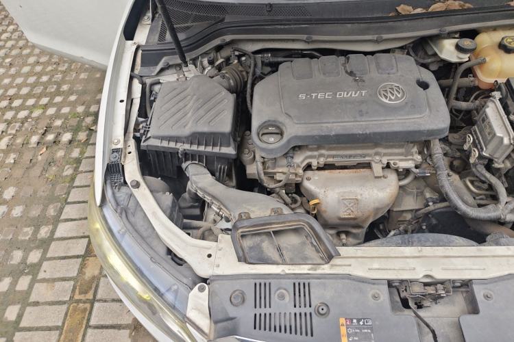 Used Buick GT 2015 15N Automatic Entry-Level Trim Engine Bay Right