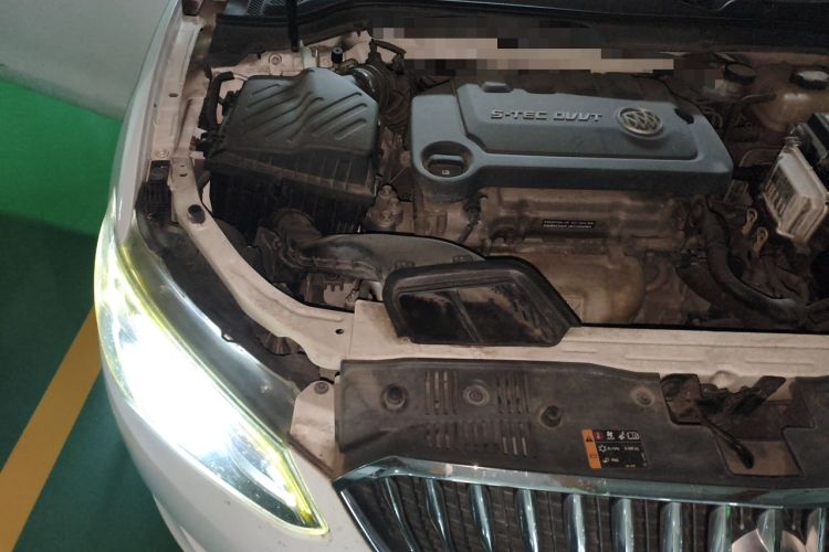 Used Buick GT 2015 15N Automatic Elite Version Engine Bay Right