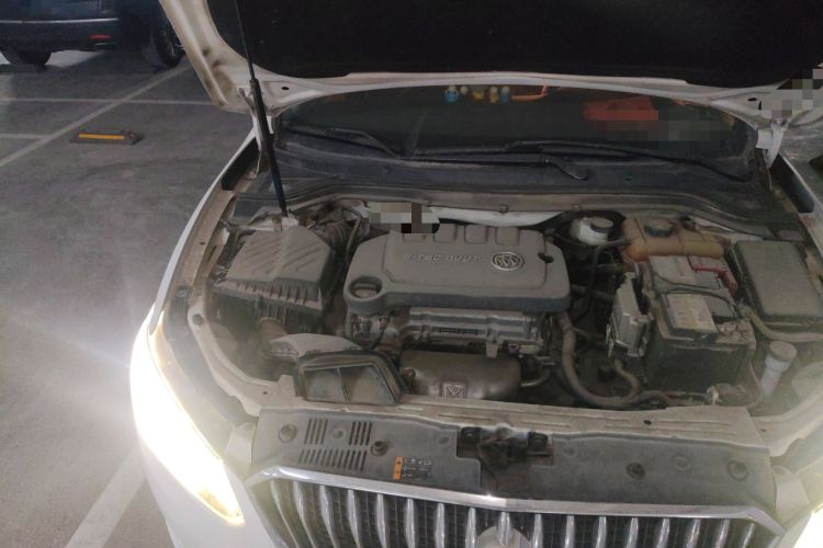 Used Buick GT 2015 15N Automatic Entry-Level Trim Engine Bay Right