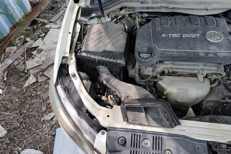Used Buick GT 2015 15N Automatic Elite Version Engine Bay Right