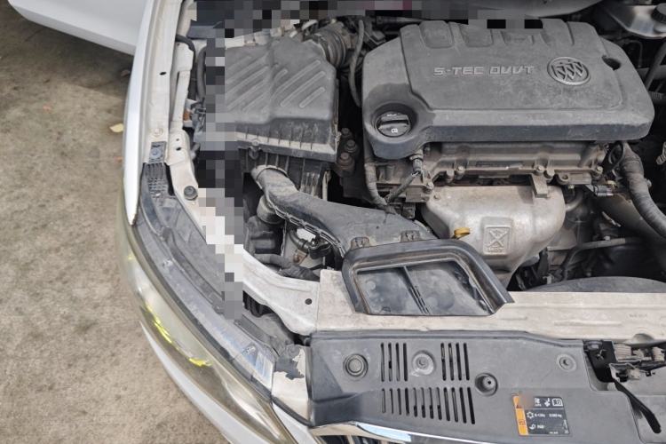 Used Buick GT 2015 15N Automatic Deluxe Edition Engine Bay Right