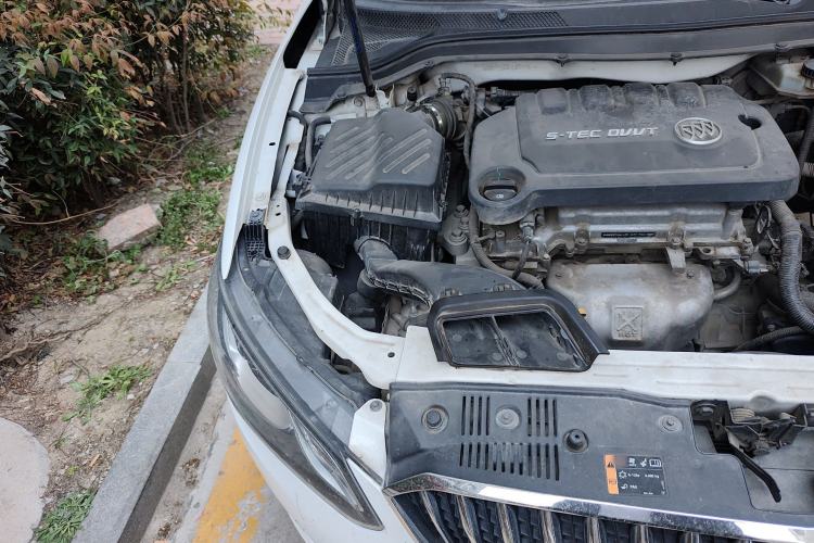 Used Buick GT 2015 15N Automatic Deluxe Edition Engine Bay Right