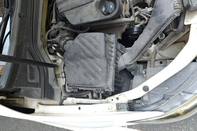 Used Buick GT 2015 15N Manual Elite Edition Engine Bay Right