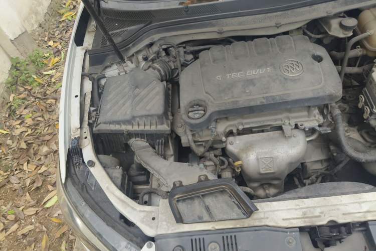 Used Buick GT 2015 15N Automatic Elite Version Engine Bay Right
