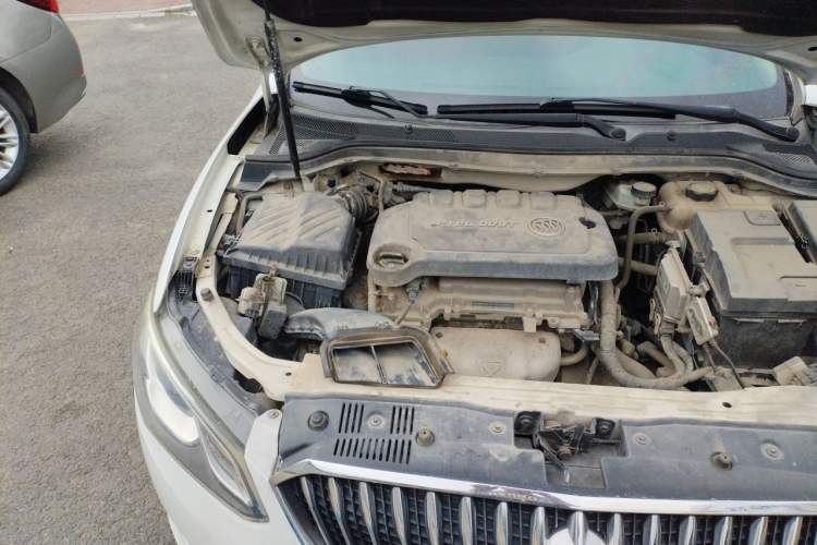 Used Buick GT 2015 15N Manual Elite Edition Engine Bay Right