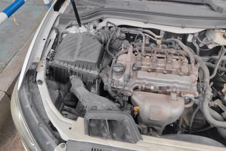 Used Buick GT 2015 15N Manual Entry-Level Trim Engine Bay Right