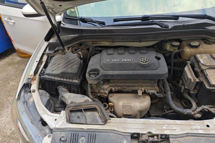 Used Buick GT 2015 15N Automatic Deluxe Edition Engine Bay Right