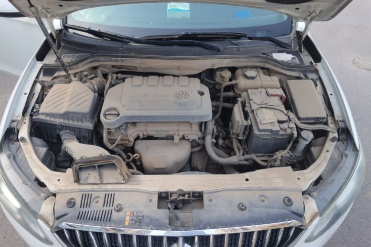 Used Buick GT 2015 15N Manual Luxury Version Engine Bay