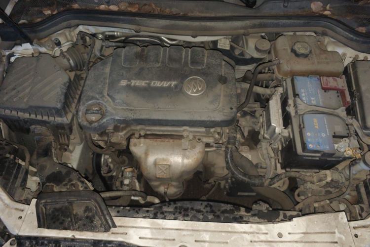 Used Buick GT 2015 15N Automatic Entry-Level Trim Engine Bay